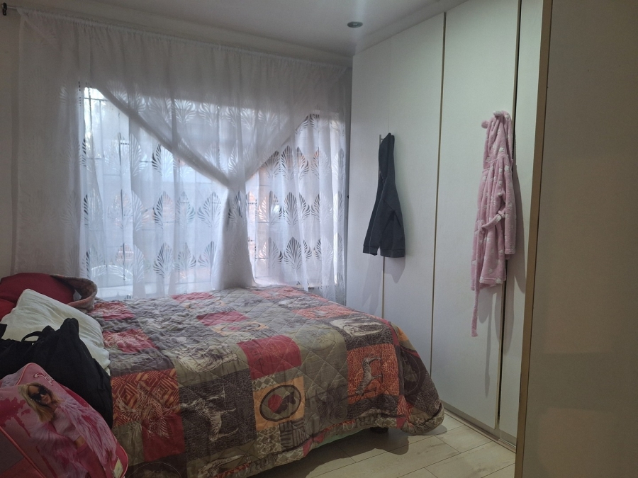 3 Bedroom Property for Sale in Mohadin North West